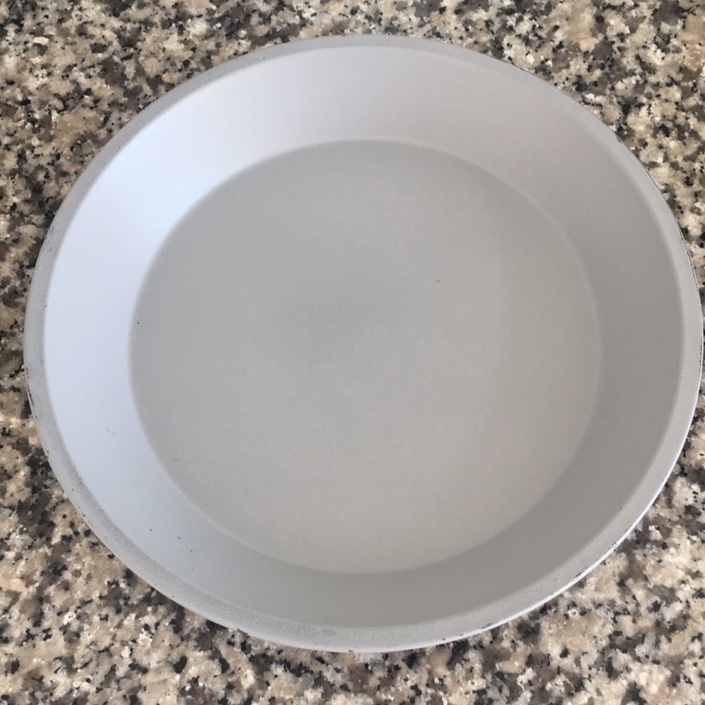 BergHOFF Earthchef Balance Carbon Steel NonStick Pie Pan 8.75” Grey NWOT